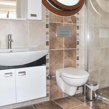 Sleeps 8 Pool Air Con Wifi Ovacık