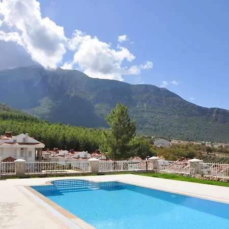 Sleeps 8 Pool Air Con Wifi Ovacık